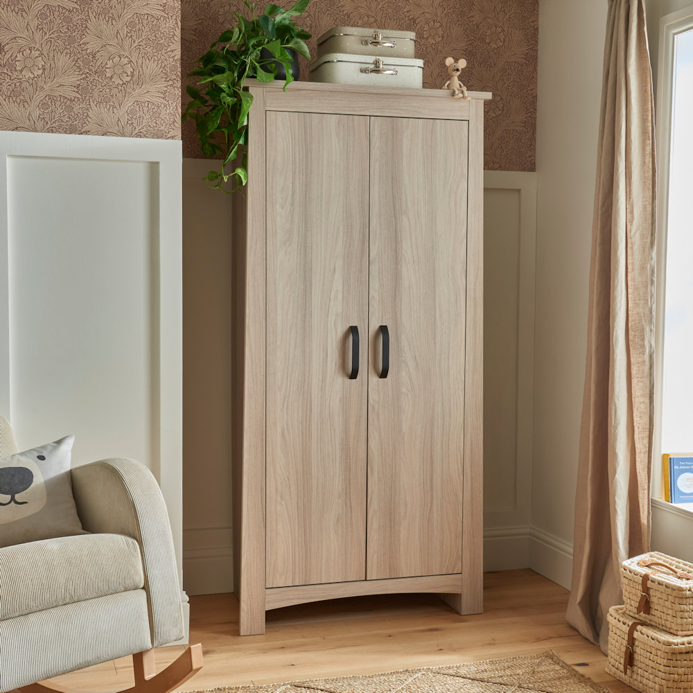 Isla wardrobe light oak closed lifestyle
