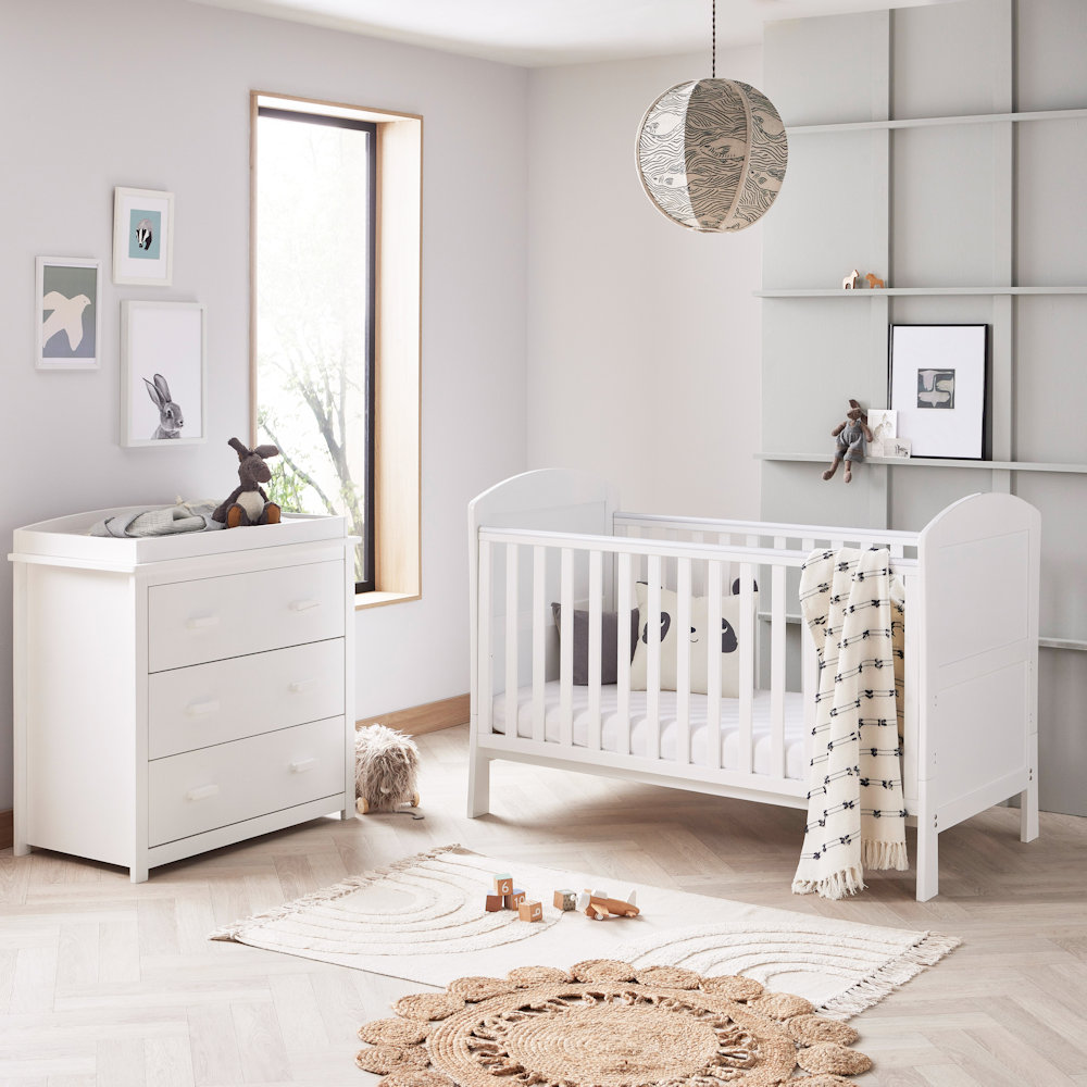 Babymore Aston 2-Piece Nursery Set - White