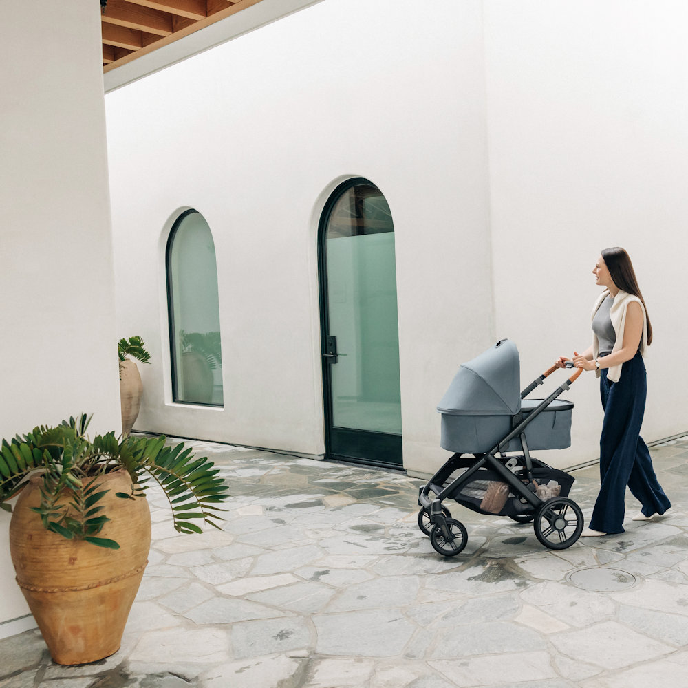 Uppababy Vista V3 Stroller & Carrycot