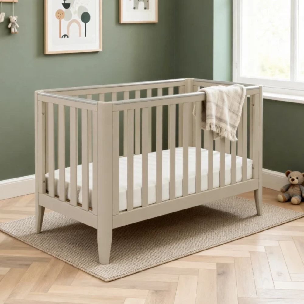 BABYMORE COTBED IRIS CASHMERE (2)