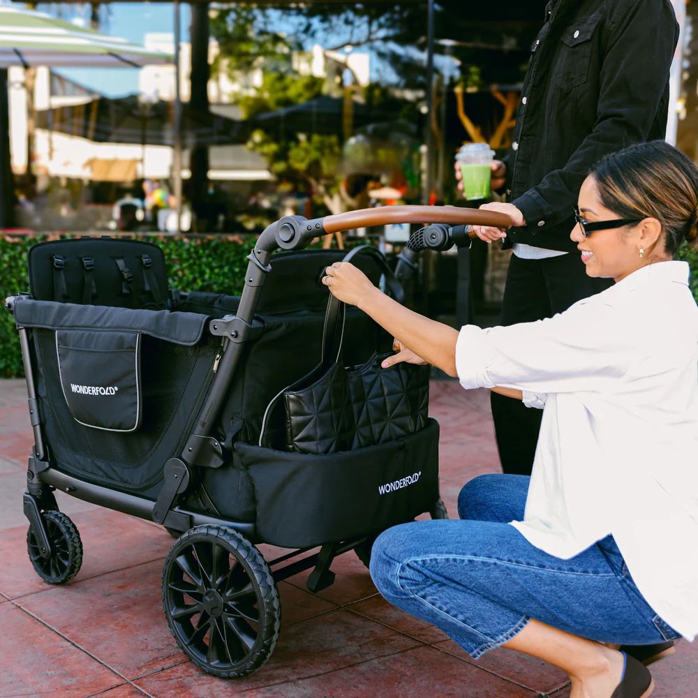 Wonderfold L4 Quad Stroller Wagon Black (2)