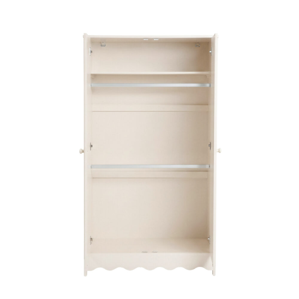 Dancer wardrobe Inside Cashmere