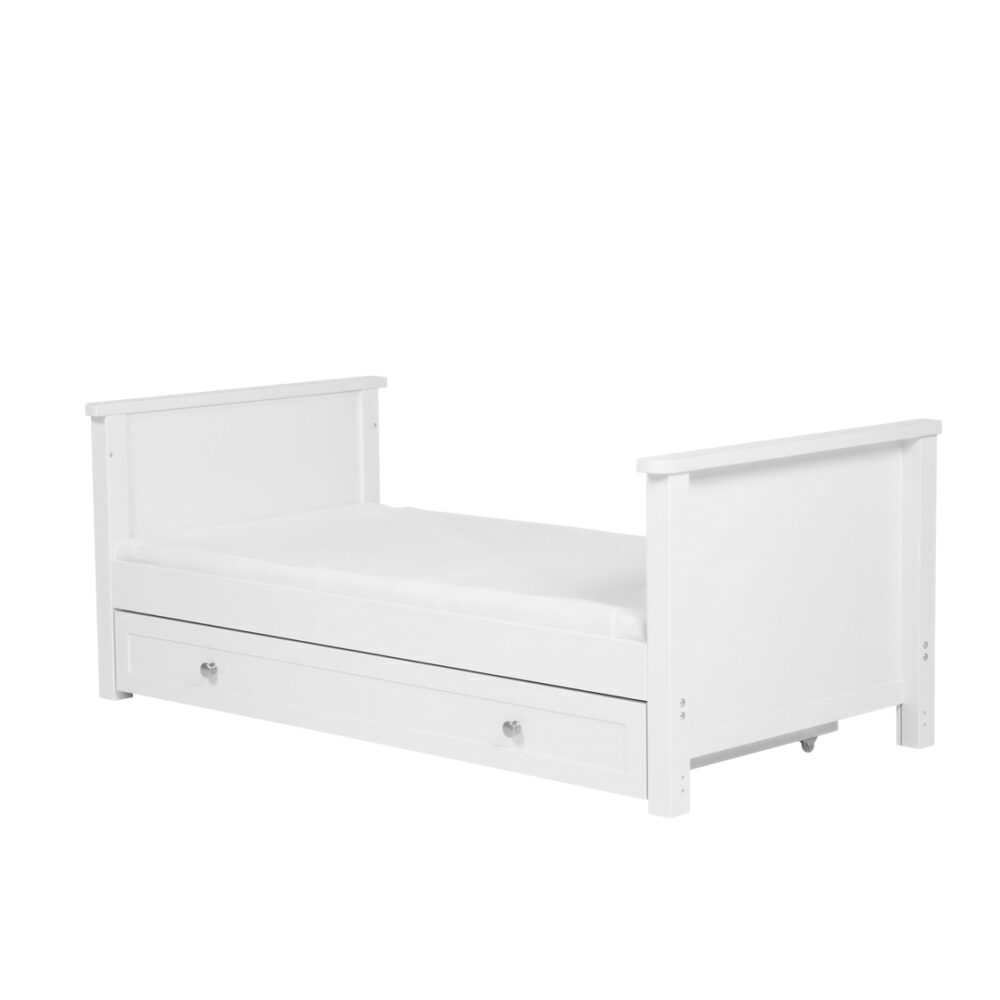 Bebe & Beyond Wanderer 2 Piece Nursery Furniture - White