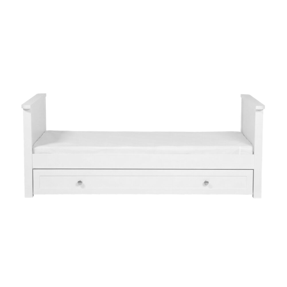 Bebe & Beyond Wanderer 2 Piece Nursery Furniture - White